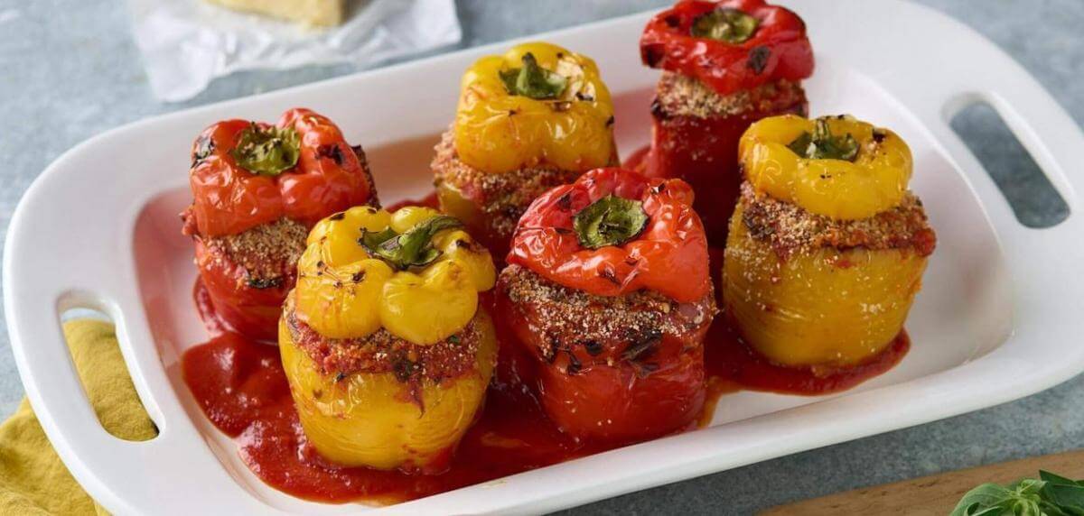 Meatball Stuffed Peppers with Quick Tomato Sauce 